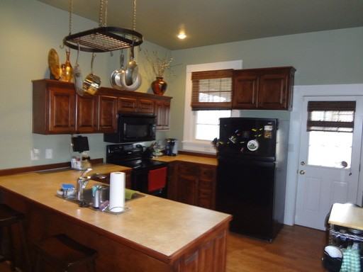 2105 Greenwood Ave - Photo 2 of 17