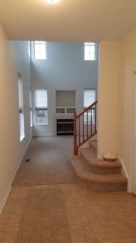 2341 Claremont Ln - Photo 2 of 23