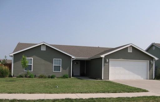 404 Brookway Dr - Photo 2 of 21