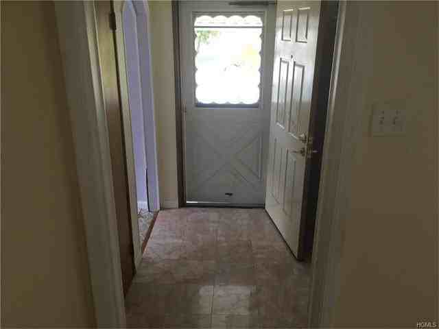 10 Highridge Rd - Photo 3 of 21