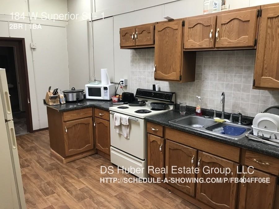 184 W Superior St #1 - Photo 2 of 6