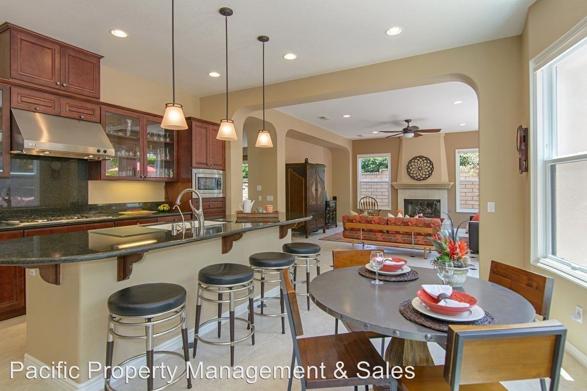 5525 Valerio Trail - Photo 2 of 20