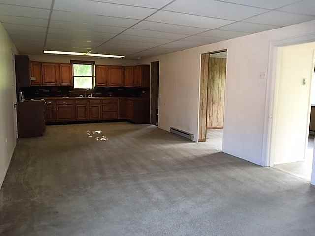 3074 Lincoln Hwy - Photo 3 of 10