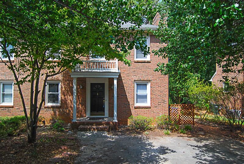 14 Crescent Ln - Photo 2 of 37
