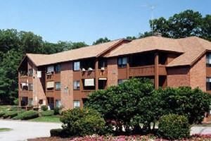 Queen Anne's Gate Apartments - Photo 2 of 18