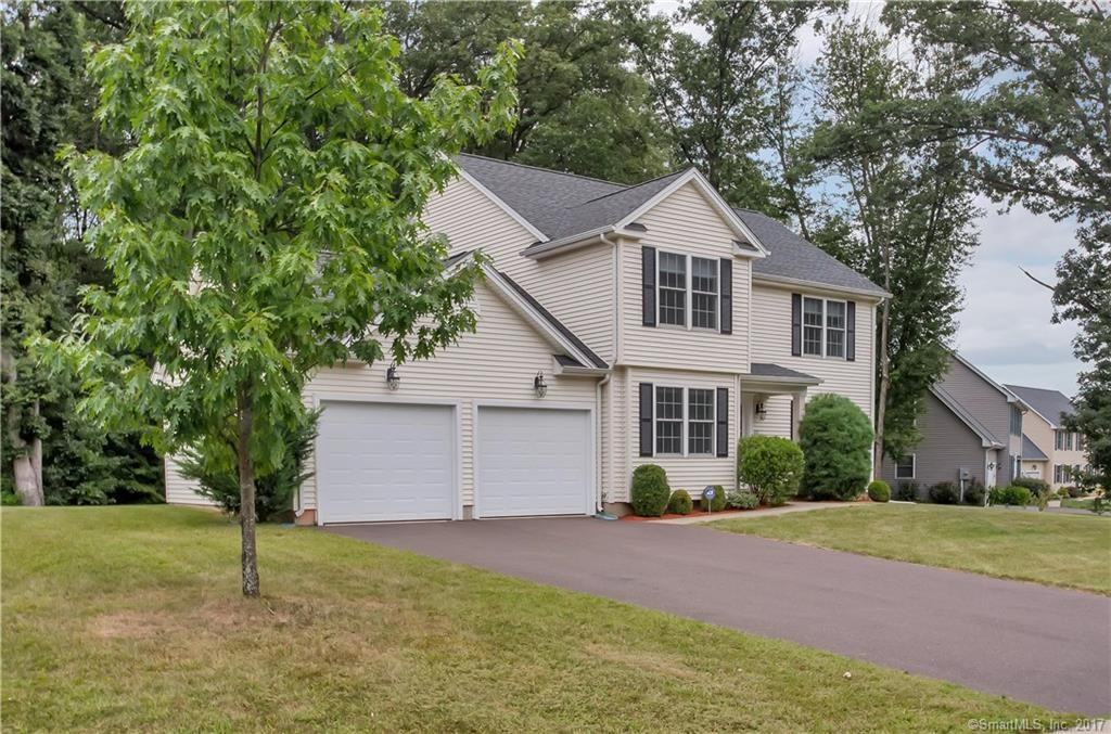 221 Sunnyfield Dr - Photo 2 of 33