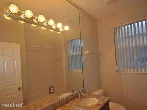 850 NW 166th Ave - Photo 3 of 5