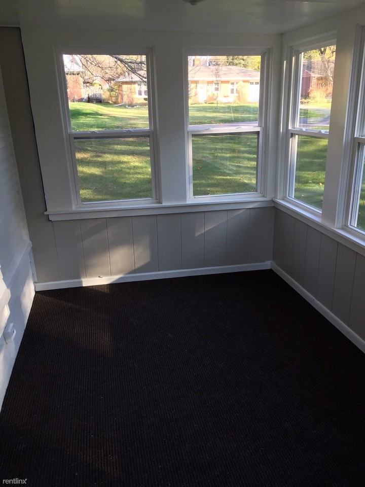 236 3 Mile Rd NE Lowr - Photo 3 of 7