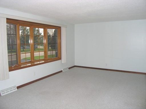 3567 Cuneen Trail E - Photo 3 of 8