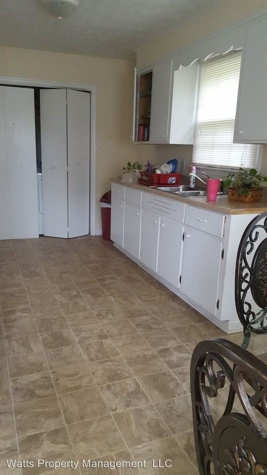 286 Dogwood St - Photo 2 of 4