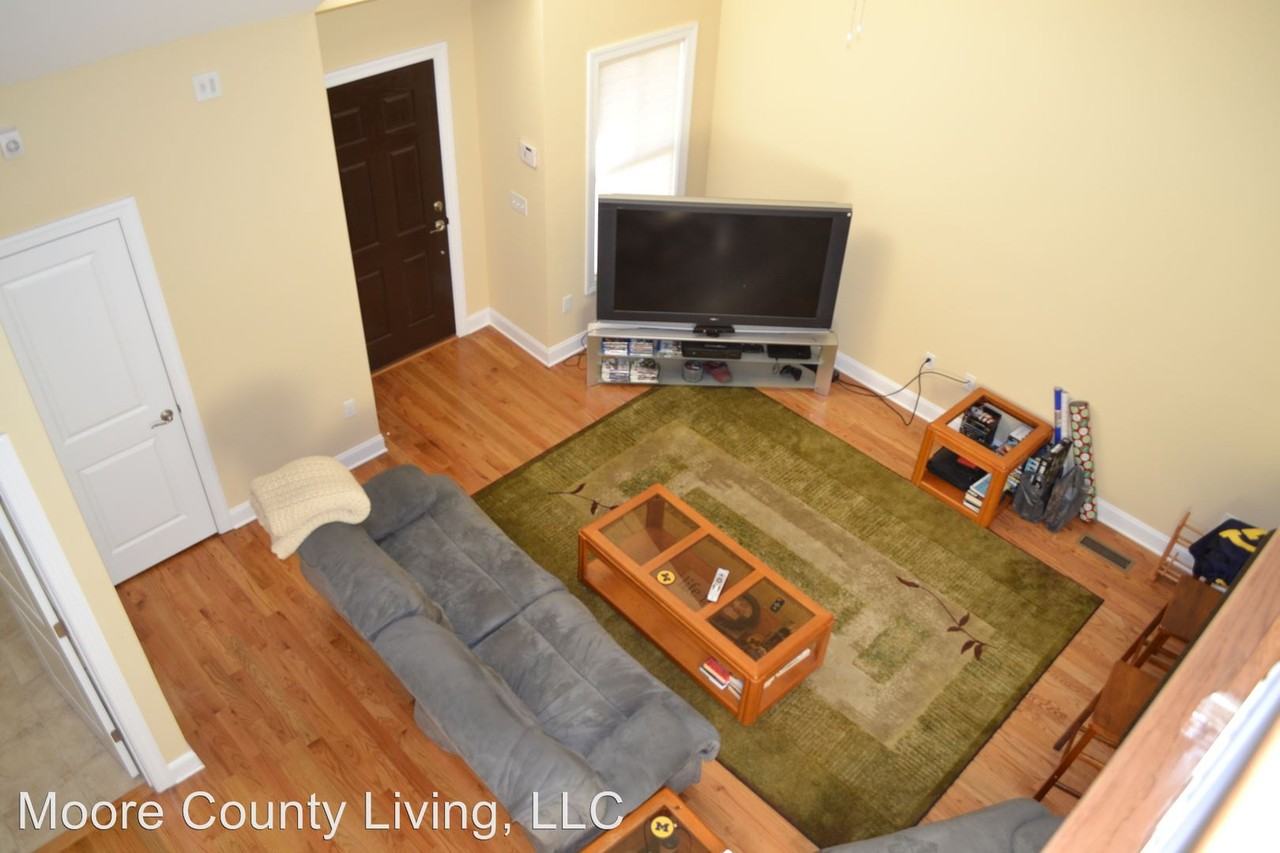 66 Cypress Cir - Photo 2 of 13