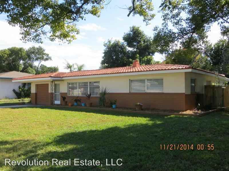 13986 Martinique Dr - Photo 3 of 8