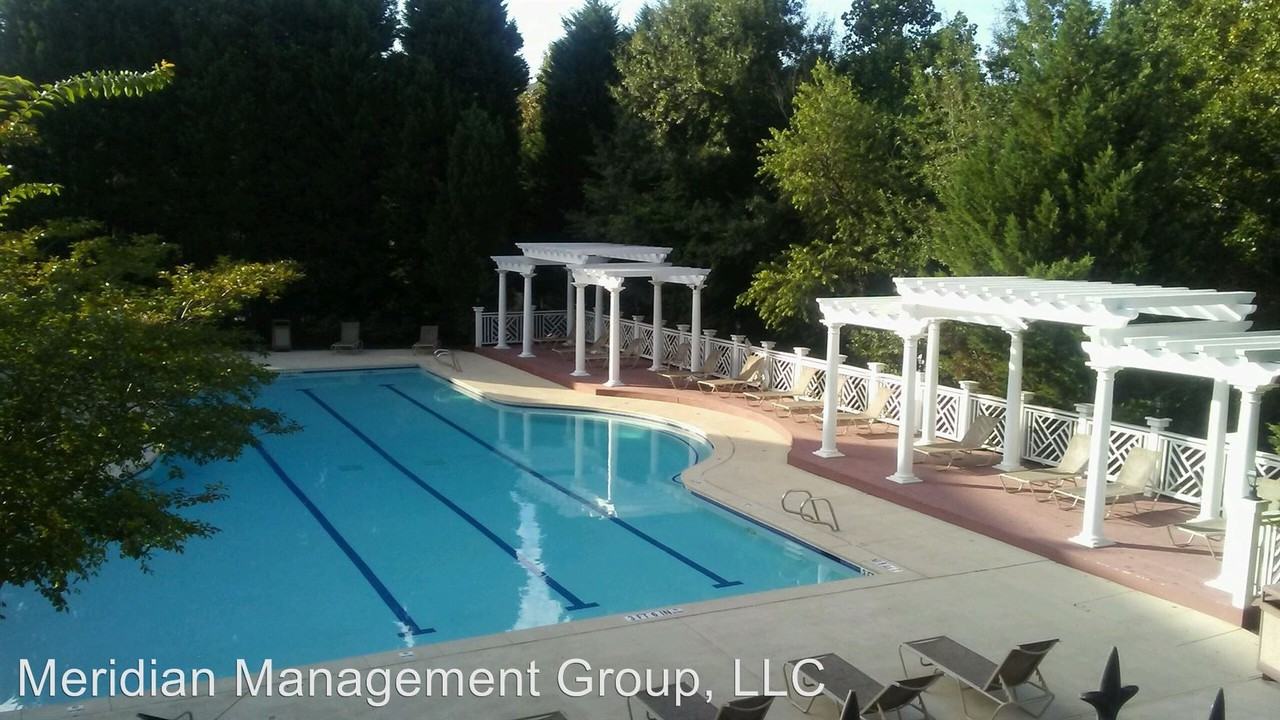 4850 Ivy Ridge Dr SE #202 - Photo 2 of 11