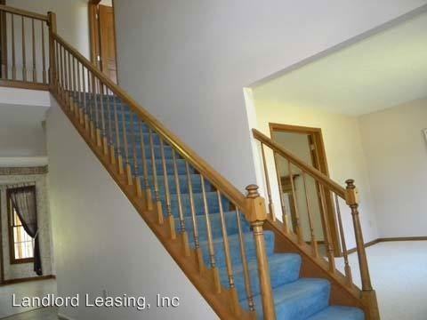 310 Charles Ave - Photo 2 of 28