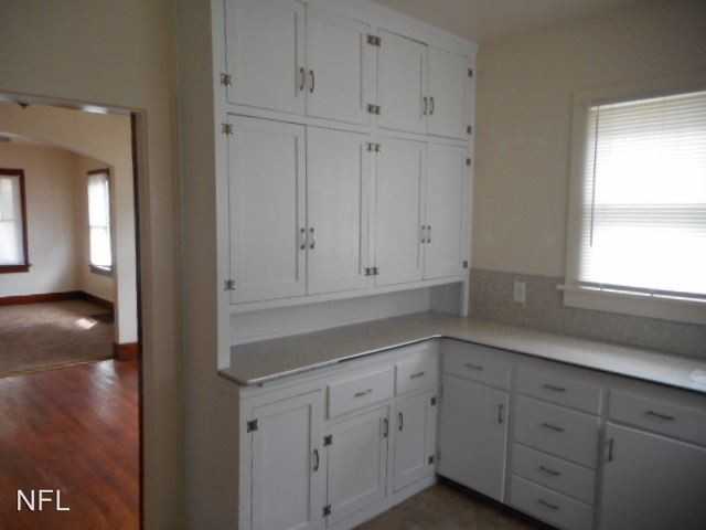 1017 N Anthony Blvd - Photo 2 of 9