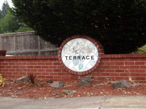 2346 N Irvine St - Photo 2 of 14