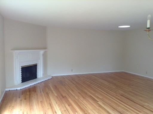 12402 Woodside Dr - Photo 3 of 8