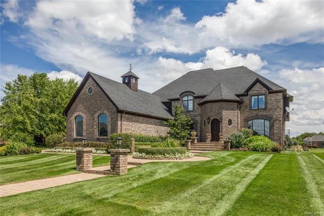 2655 Invitational Dr - Photo 3 of 49