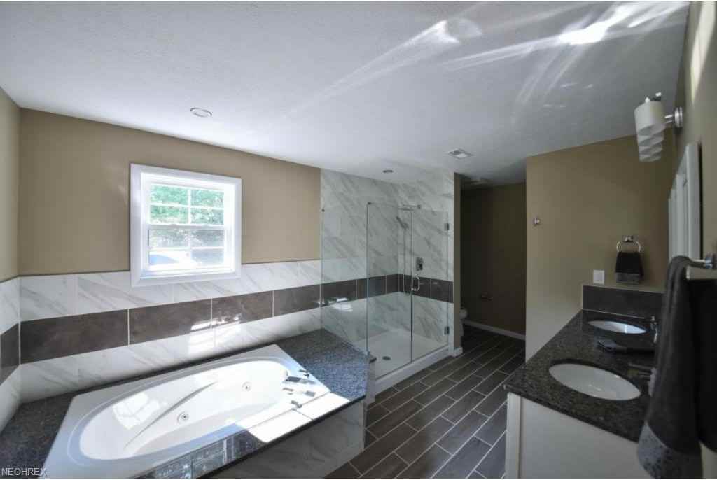 25400 Cedar Rd - Photo 2 of 25