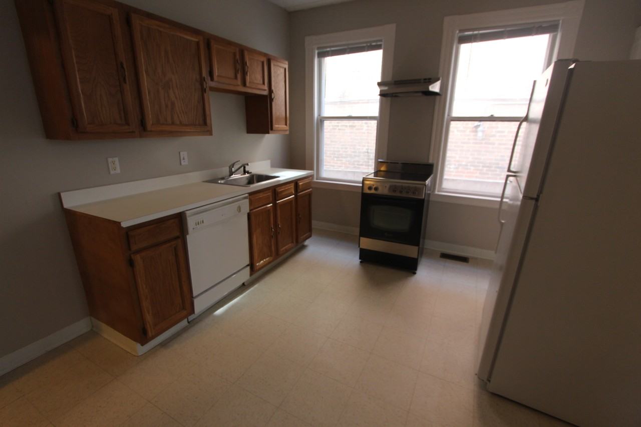 Pleasant Street - Photo 3 of 6