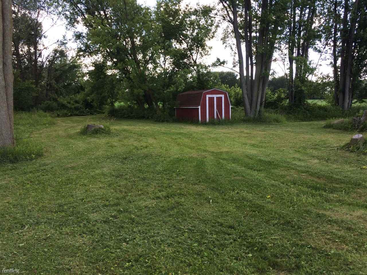 5121 Hadley Rd - Photo 3 of 18