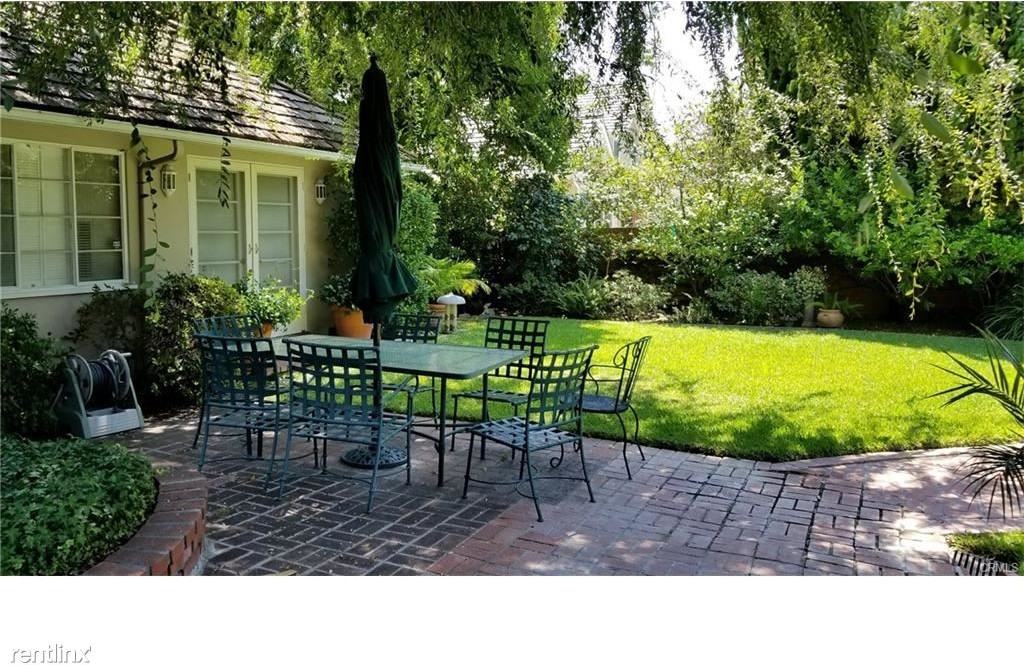 705 Chaucer Rd - Photo 3 of 16