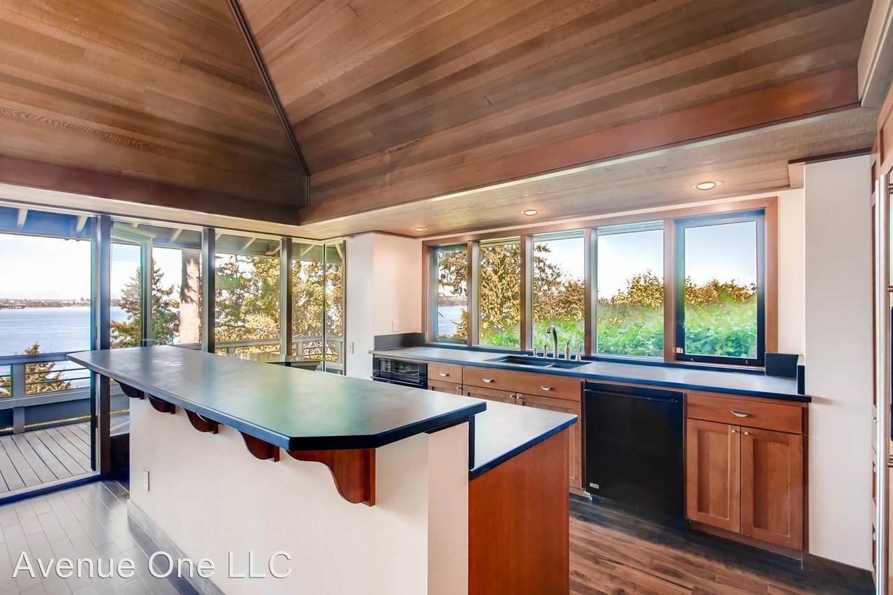 3407 Evergreen Point Rd - Photo 3 of 24