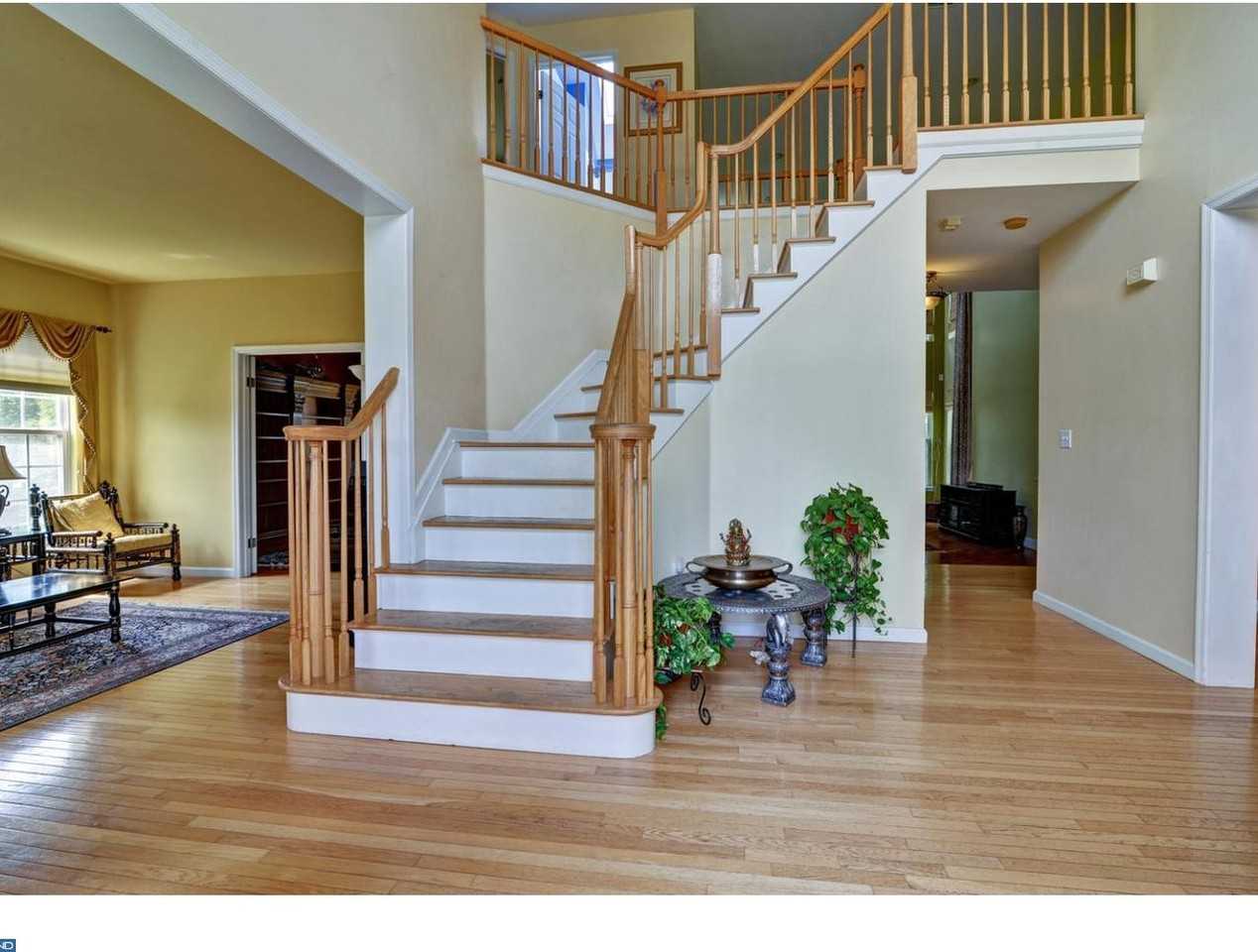22 Arbutus Way - Photo 2 of 23