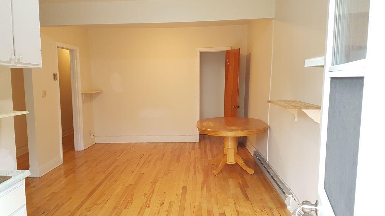 2120 Rue Davidson - Photo 3 of 10