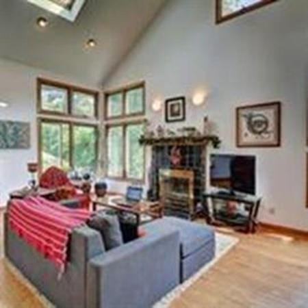 11 Cove Dr - Photo 2 of 11