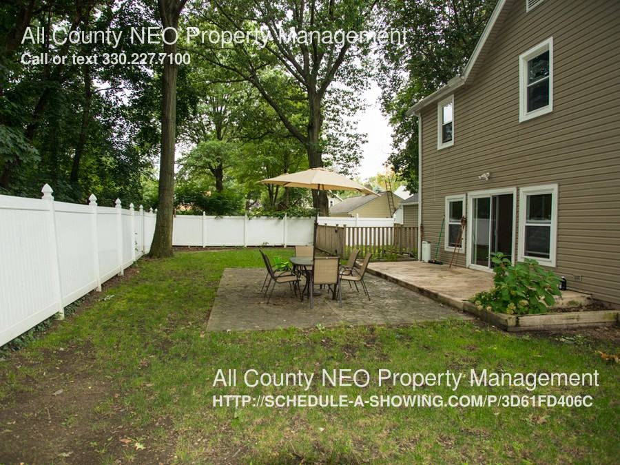 8526 Hoyt Ct - Photo 2 of 14