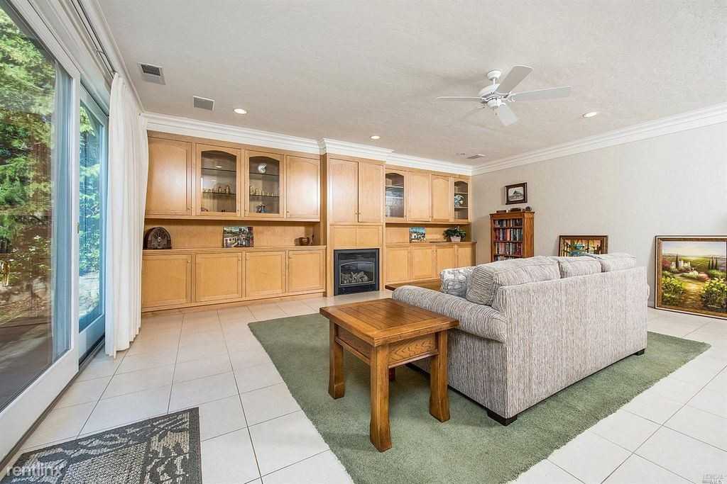 610 White Cottage Rd N - Photo 2 of 7