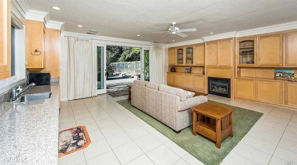 610 White Cottage Rd N - Photo 3 of 7