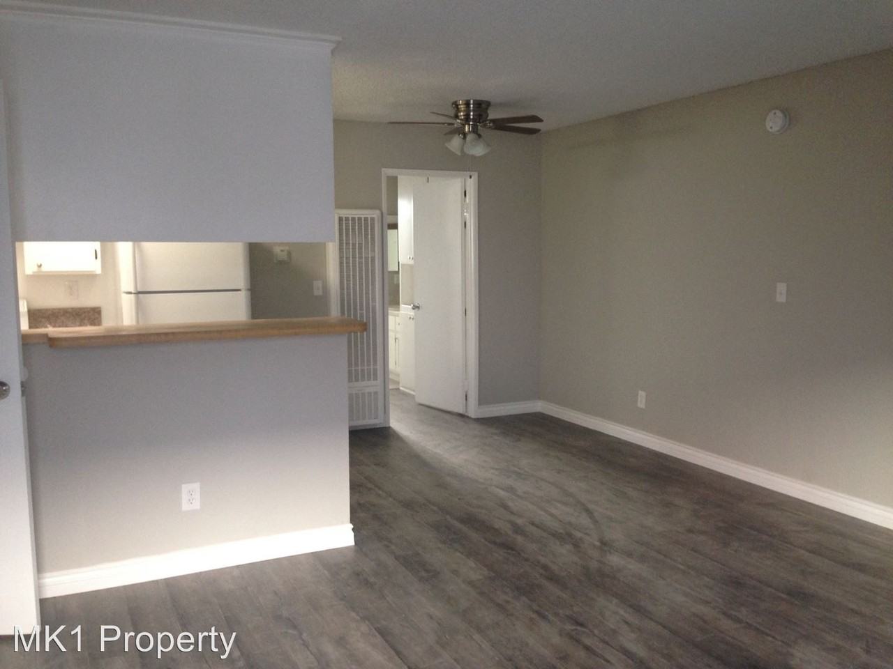 5900 Reseda Blvd - Photo 2 of 3