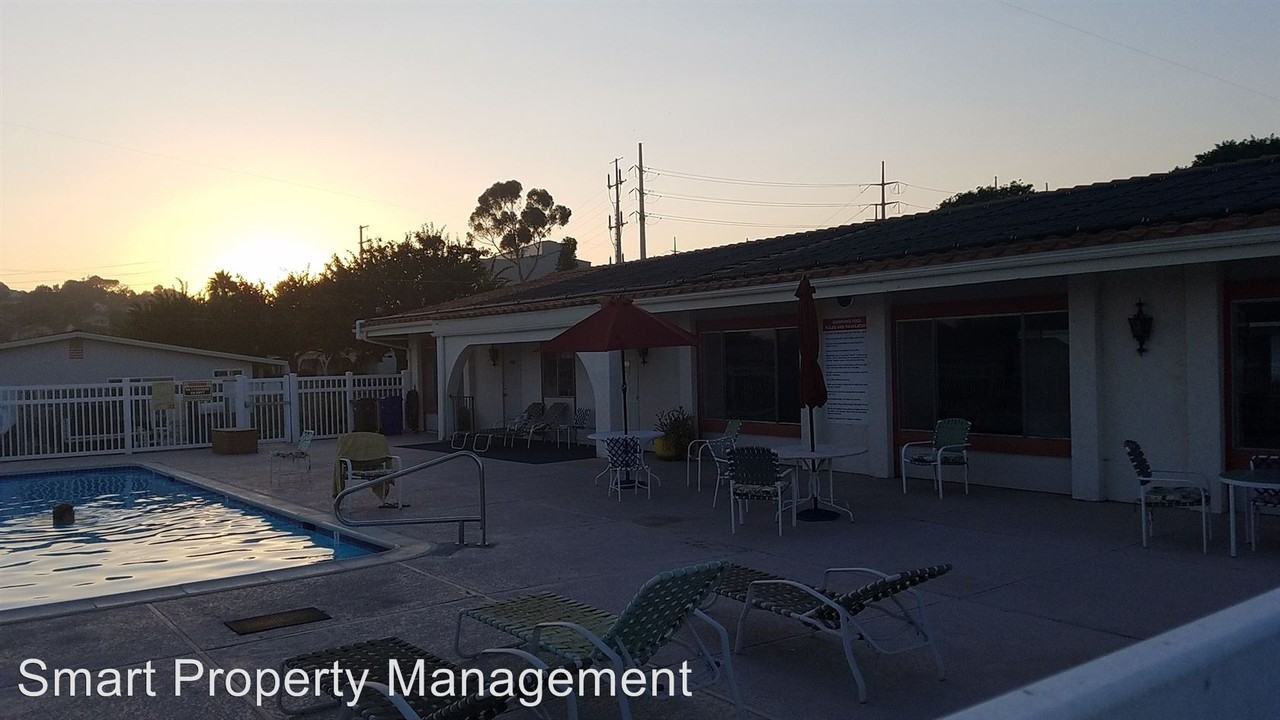 3585 Pear Blossom Ave - Photo 3 of 15