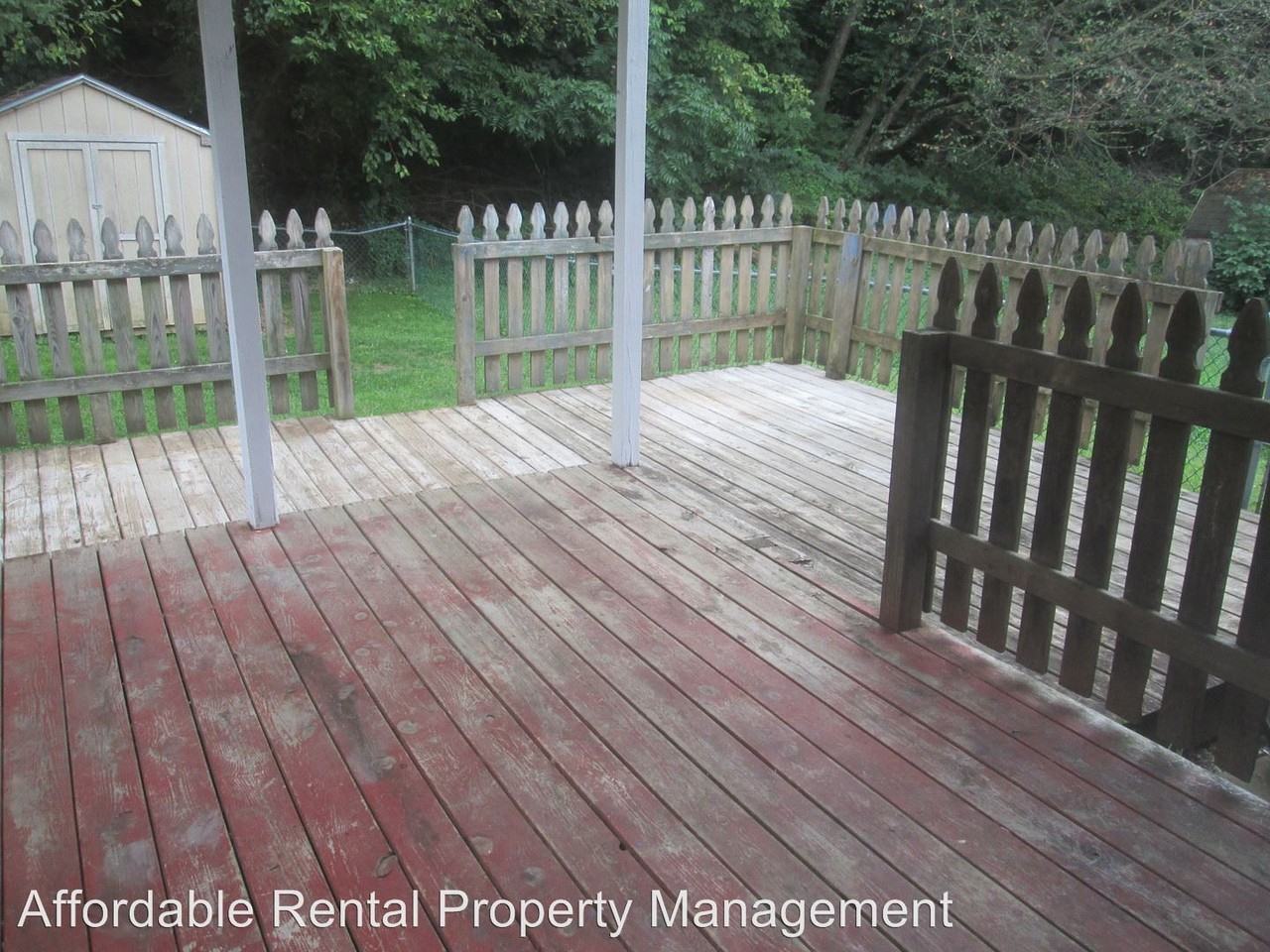 1918 Abbey Ln - Photo 2 of 19