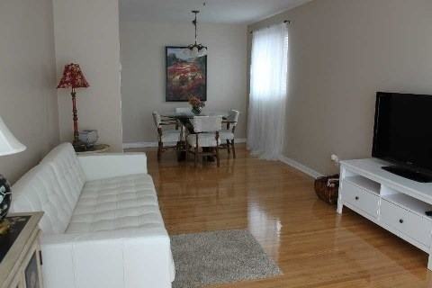 22 Cresthaven Drive - Photo 2 of 8