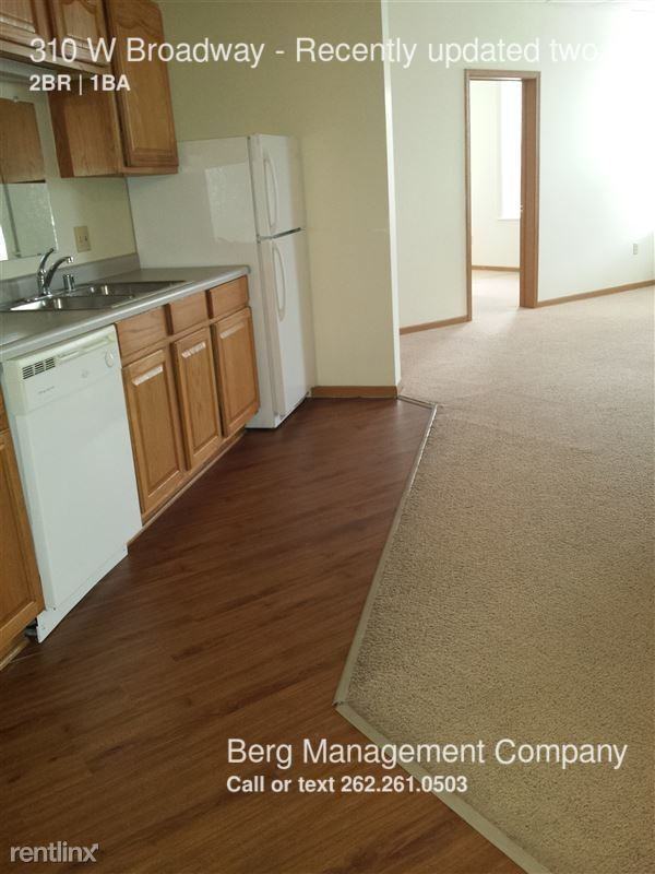 310 W Broadway - Photo 3 of 7