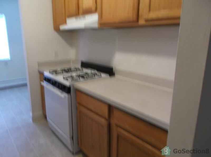 119 N South Carolina Ave - Photo 3 of 12