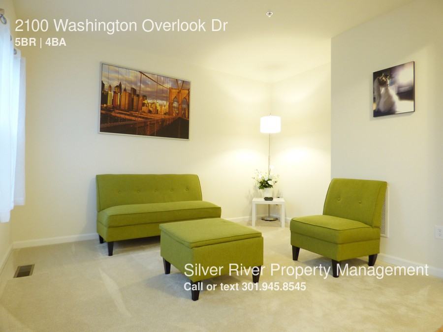 2100 Washington Overlook Dr - Photo 2 of 27