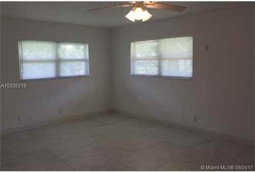 291 S Bel Air Dr - Photo 3 of 4