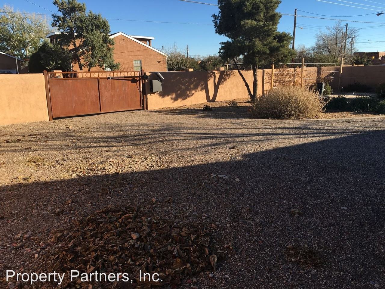 3821 San Isidro St NW - Photo 3 of 29