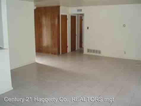 8703 Marble Dr - Photo 3 of 13