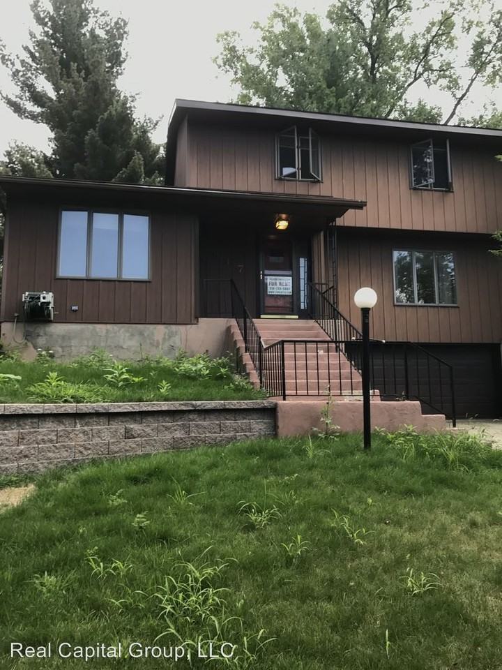 147 Holmes Dale - Photo 2 of 16