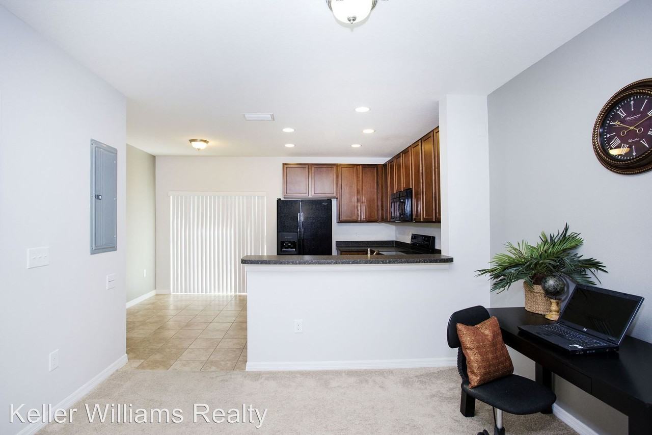 15816 Fishhawk View Dr - Photo 3 of 20