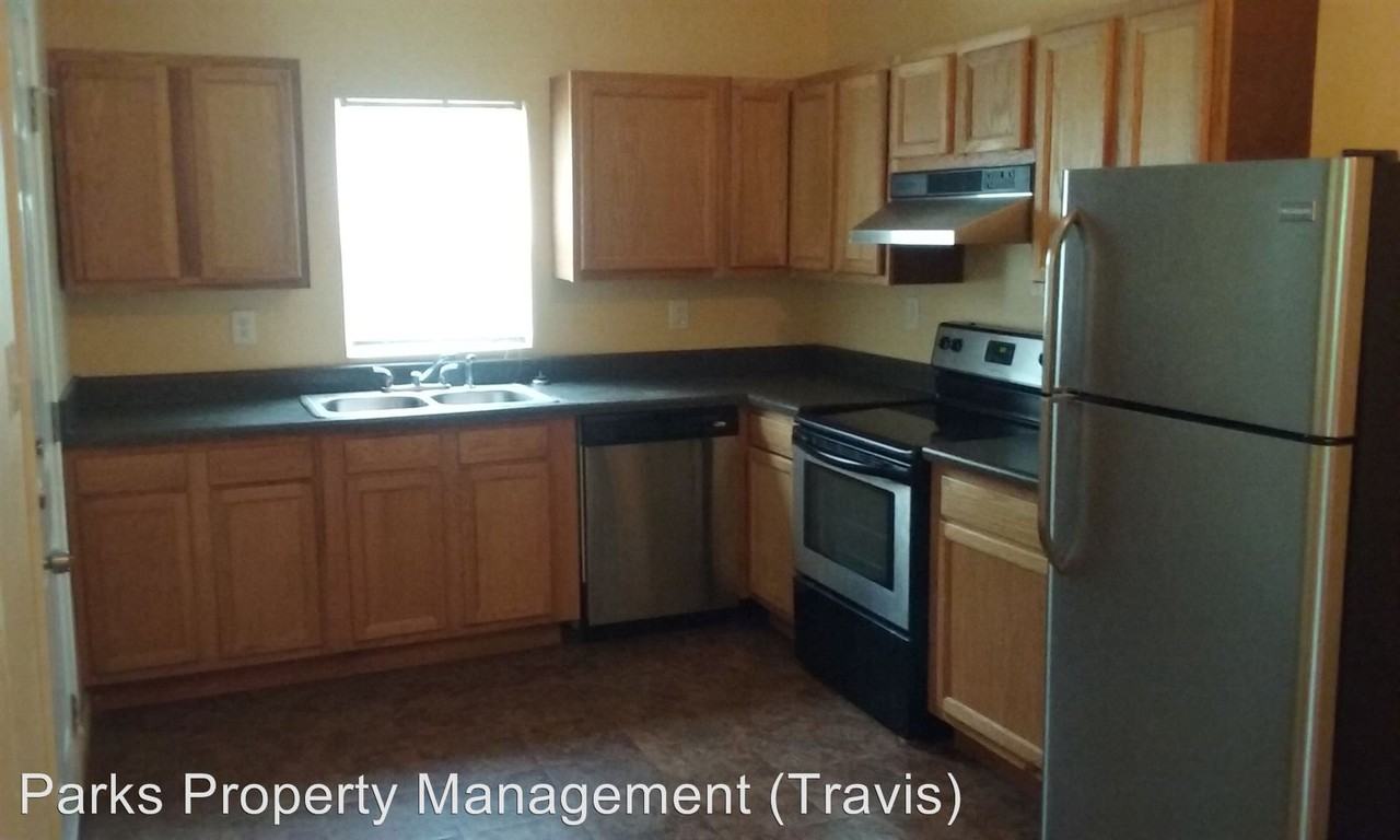 1239 1st Ave S - Photo 3 of 18