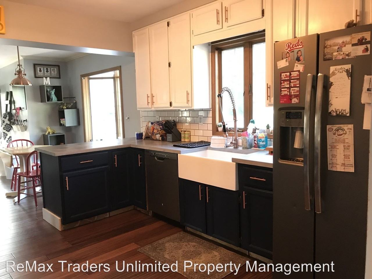 204 S Spruce St - Photo 3 of 18