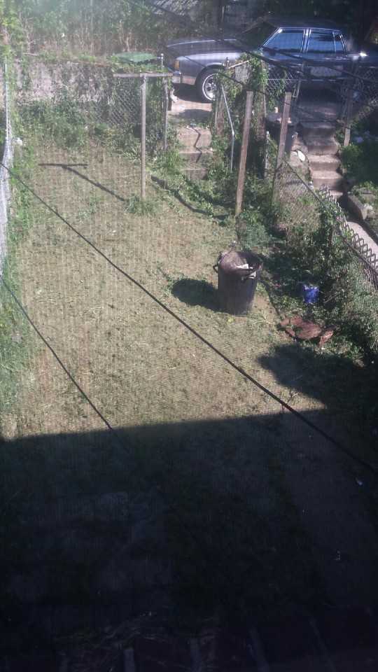 921 N Franklintown Rd - Photo 3 of 8