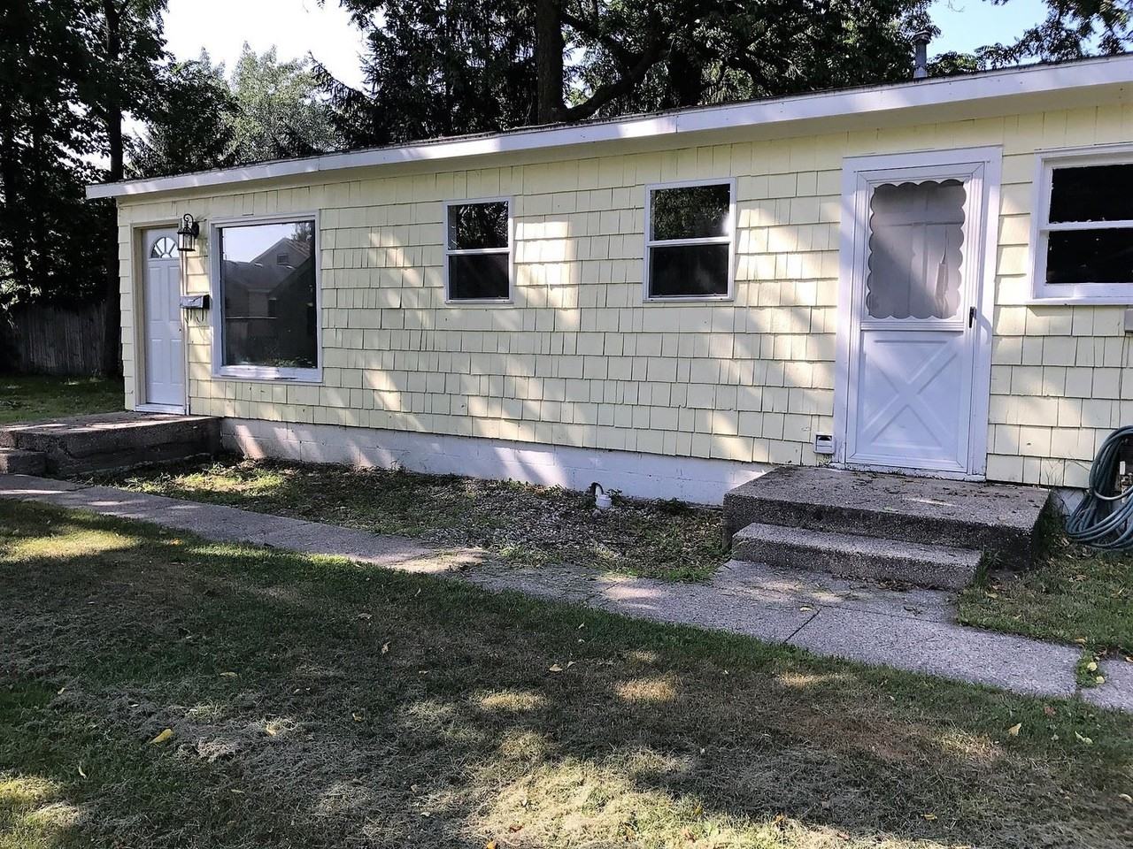 406 N Washington St - Photo 2 of 16