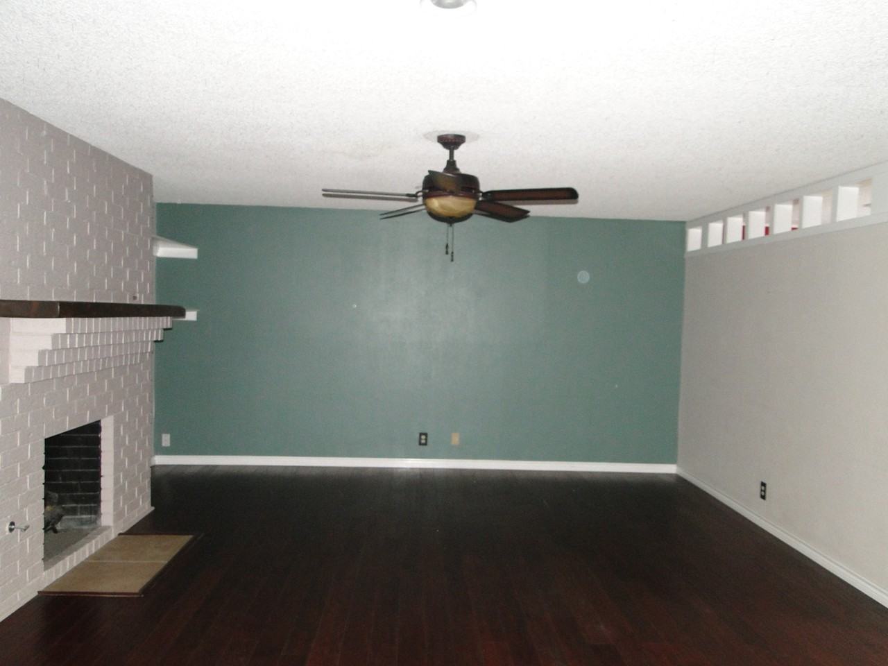 4305 St Andrews Dr - Photo 2 of 18